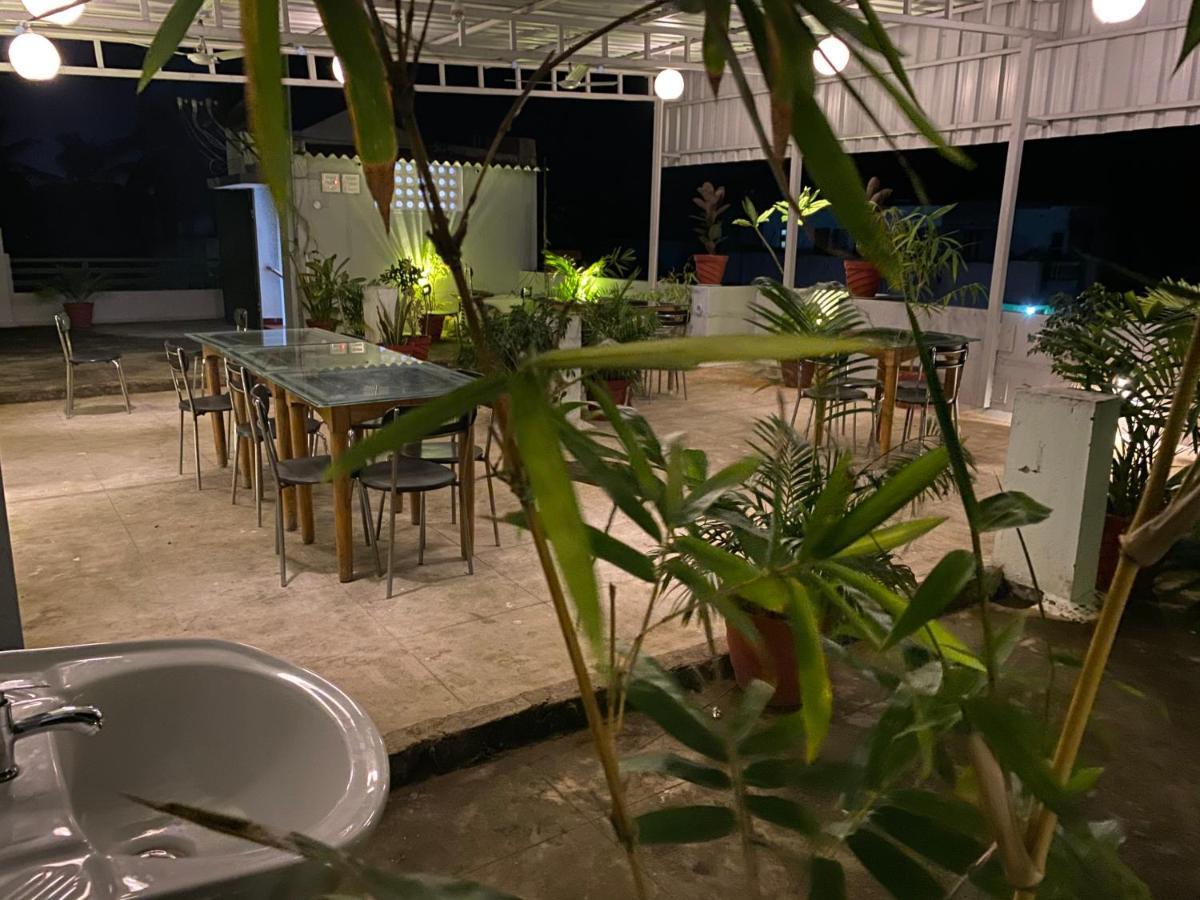 بونديتْشيري La Paradise Residency المظهر الخارجي الصورة